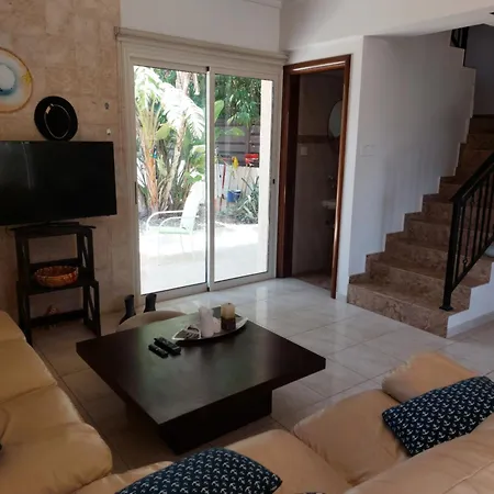 Danitsea With Privat Pool * Psematismenos