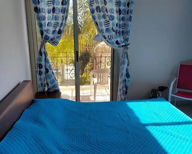 Danitsea With Privat Pool Psematismenos